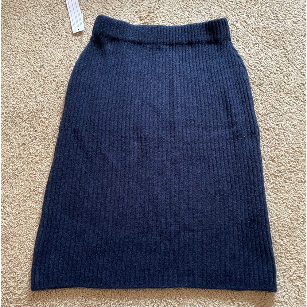 NWT Daily Ritual Medium Sweater Skirt Navy